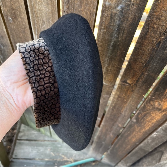 Black Wool Beret With Brown Velvet Trim - Picture 11 of 17